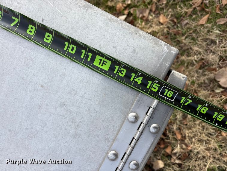 image for item EU0146 Traffic light equipment