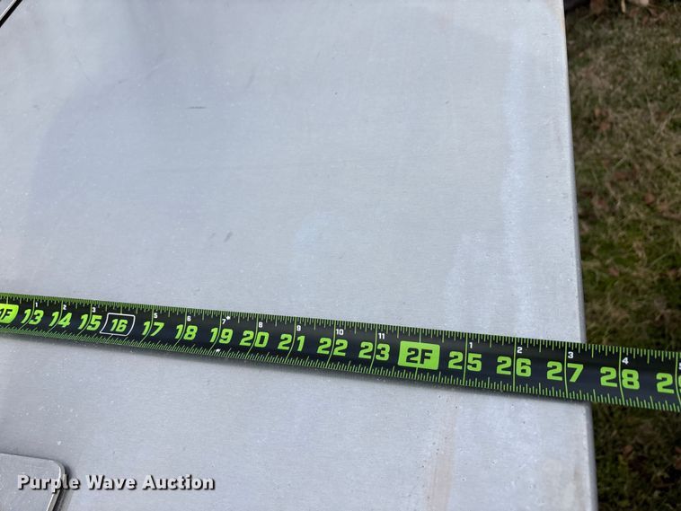 image for item EU0146 Traffic light equipment