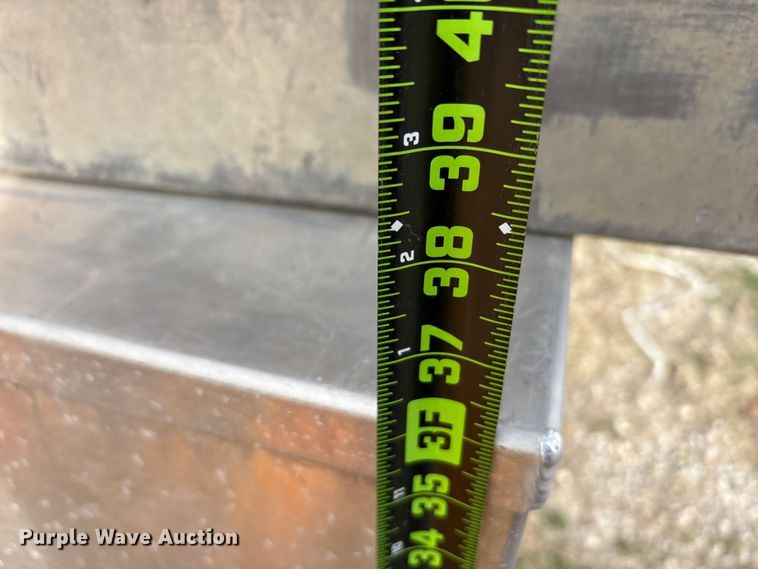 image for item EU0146 Traffic light equipment