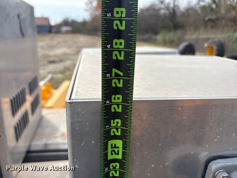 image for item EU0146 Traffic light equipment