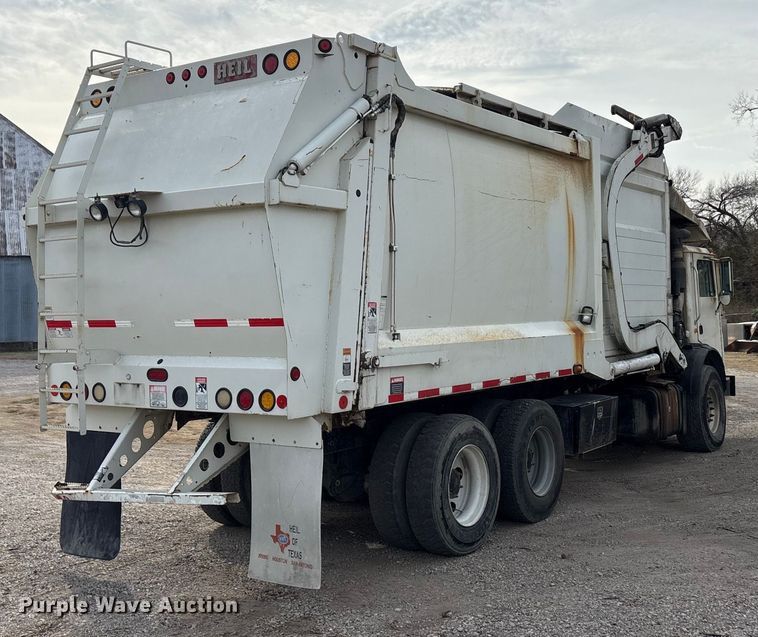 image for item EU0148 2012 Mack MRU613 refuse truck