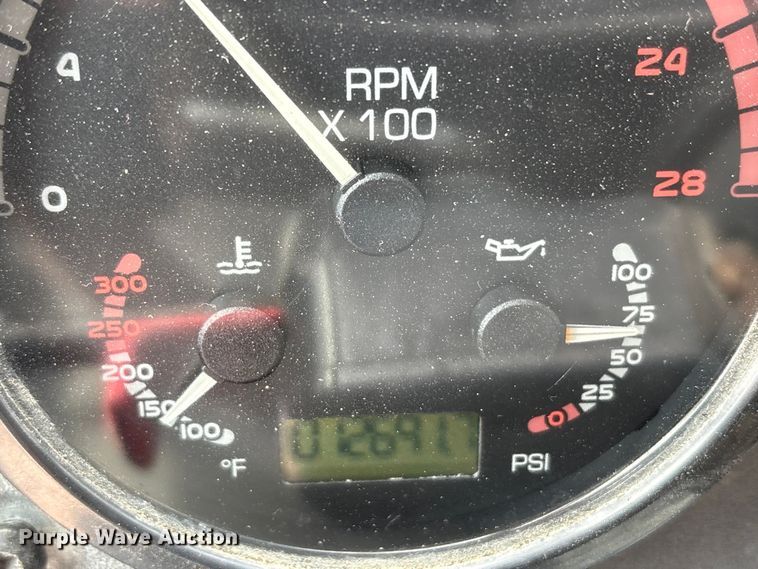 image for item EU0148 2012 Mack MRU613 refuse truck