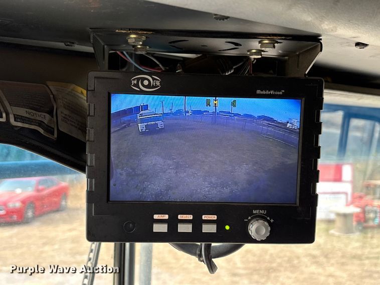 image for item EU0148 2012 Mack MRU613 refuse truck