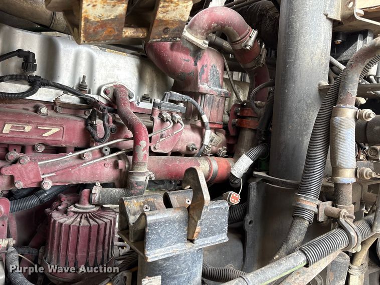 image for item EU0148 2012 Mack MRU613 refuse truck