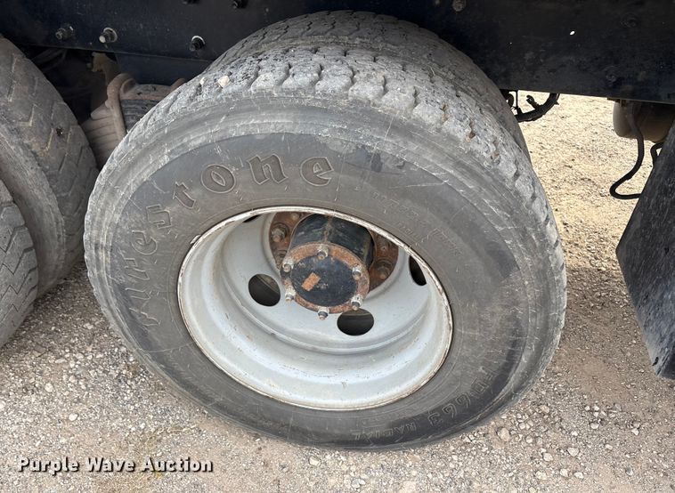 image for item EU0148 2012 Mack MRU613 refuse truck