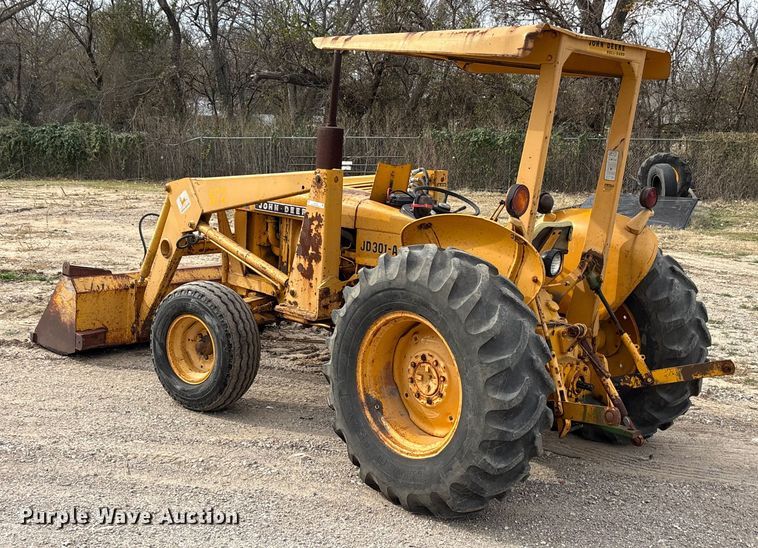 image for item EU0150 1978 John Deere JD301-A industrial tractor