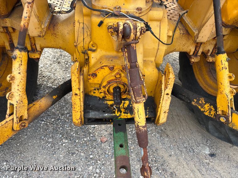 image for item EU0150 1978 John Deere JD301-A industrial tractor