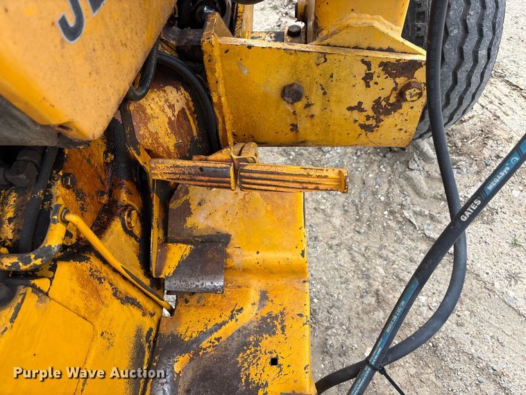 image for item EU0150 1978 John Deere JD301-A industrial tractor