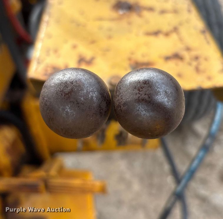 image for item EU0150 1978 John Deere JD301-A industrial tractor