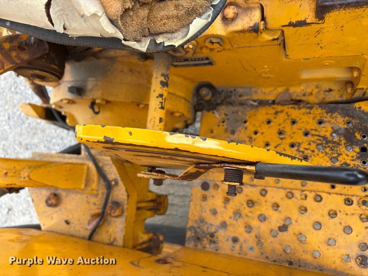 image for item EU0150 1978 John Deere JD301-A industrial tractor