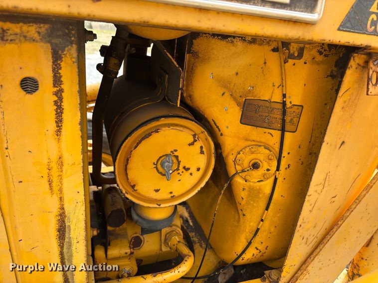 image for item EU0150 1978 John Deere JD301-A industrial tractor