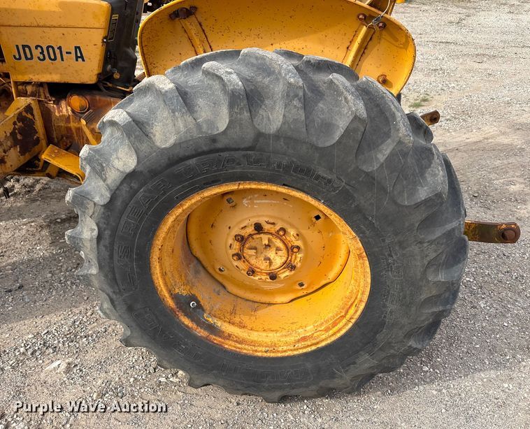 image for item EU0150 1978 John Deere JD301-A industrial tractor