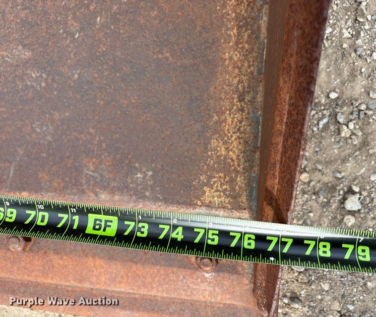 image for item EU0151 2017 Case TV380 tracked skid steer loader