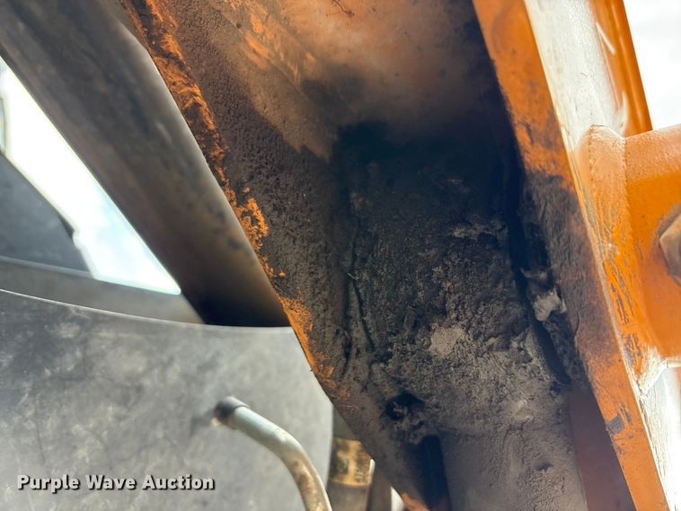 image for item EU0151 2017 Case TV380 tracked skid steer loader