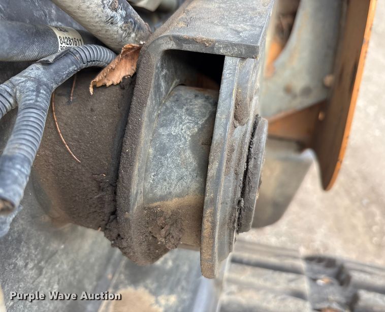 image for item EU0151 2017 Case TV380 tracked skid steer loader