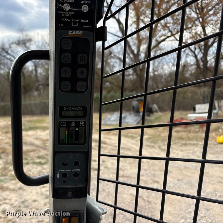 image for item EU0151 2017 Case TV380 tracked skid steer loader