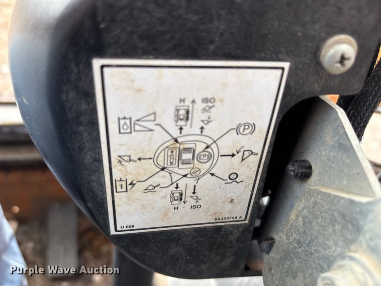 image for item EU0151 2017 Case TV380 tracked skid steer loader