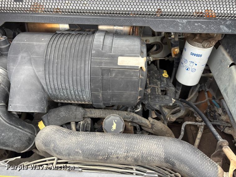 image for item EU0151 2017 Case TV380 tracked skid steer loader