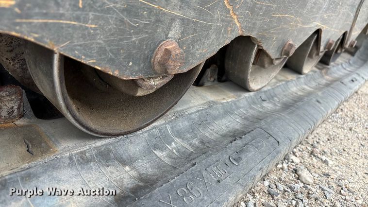 image for item EU0151 2017 Case TV380 tracked skid steer loader