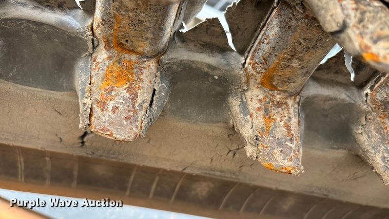 image for item EU0151 2017 Case TV380 tracked skid steer loader