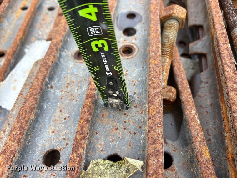 image for item EU0152 (85) track pads