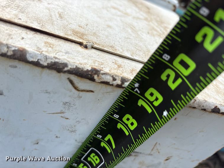 image for item EU0153 (3) fuel tanks