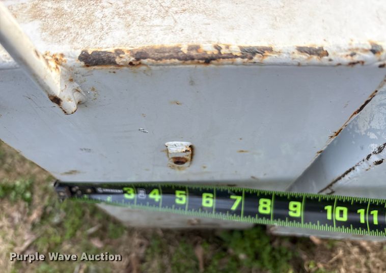 image for item EU0153 (3) fuel tanks