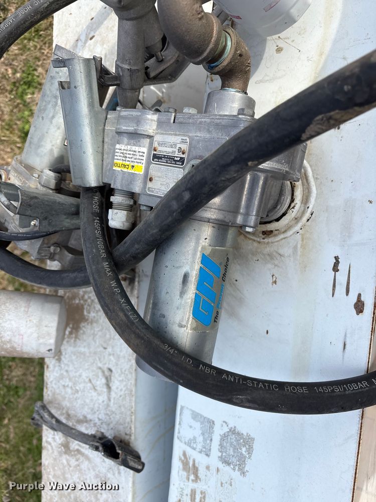 image for item EU0153 (3) fuel tanks