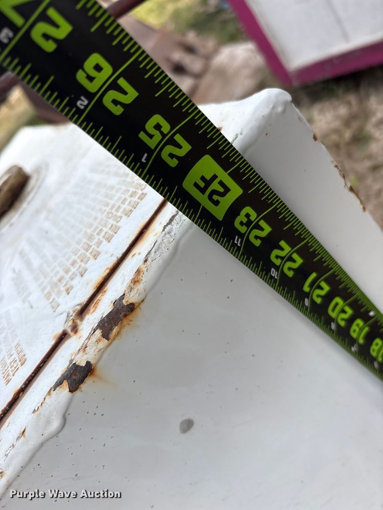 image for item EU0153 (3) fuel tanks