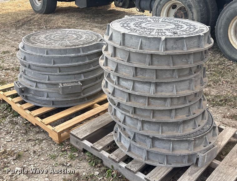 image for item EU0154 (16) Blue Green Municipal Sewper Cover man hole covers