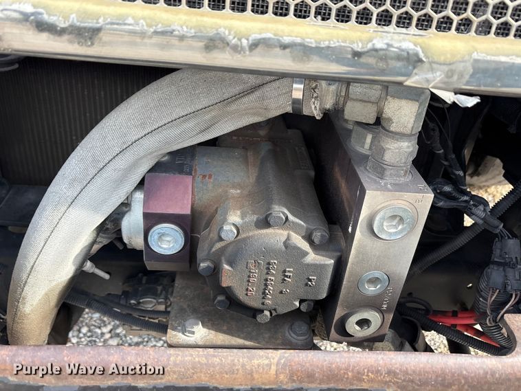 image for item EU0156 2013 Autocar ACX Xpeditor refuse truck