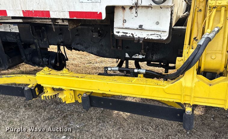 image for item EU0156 2013 Autocar ACX Xpeditor refuse truck