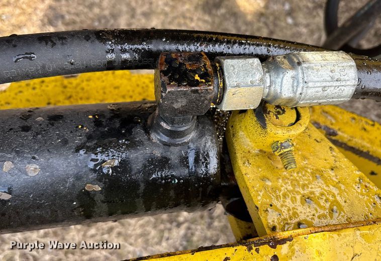 image for item EU0156 2013 Autocar ACX Xpeditor refuse truck