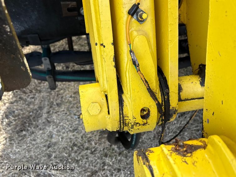 image for item EU0156 2013 Autocar ACX Xpeditor refuse truck