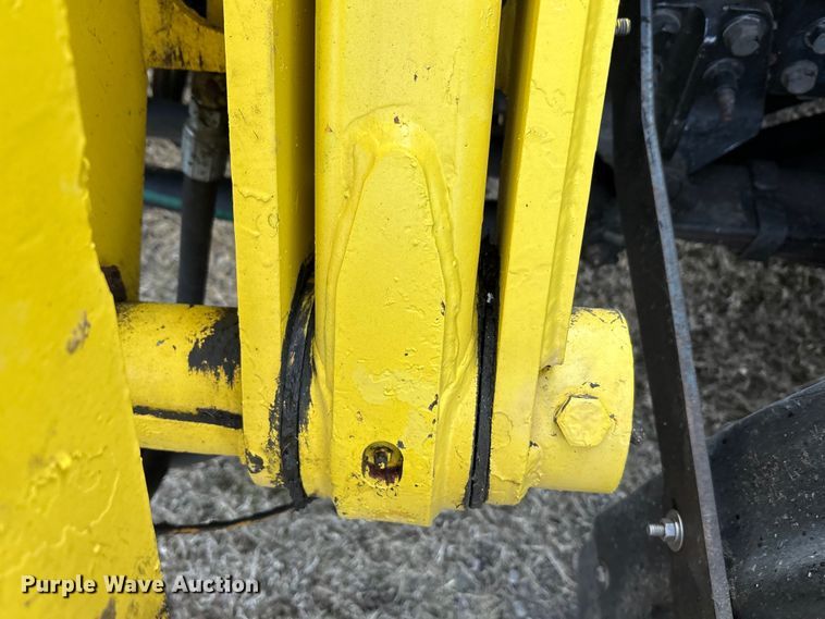 image for item EU0156 2013 Autocar ACX Xpeditor refuse truck