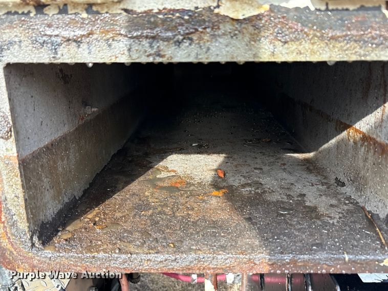 image for item EU0156 2013 Autocar ACX Xpeditor refuse truck