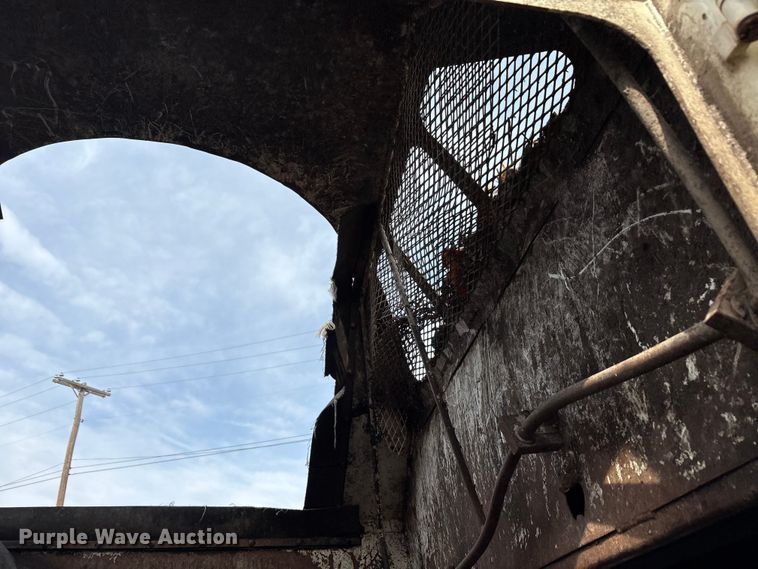 image for item EU0156 2013 Autocar ACX Xpeditor refuse truck