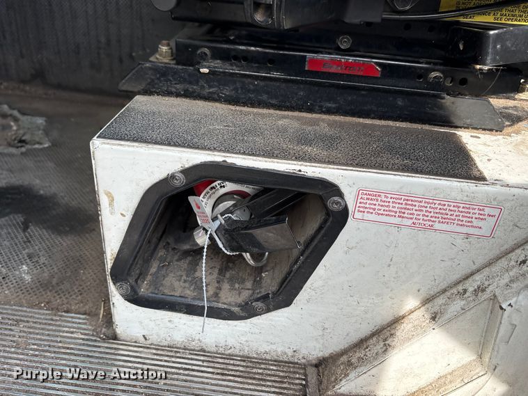 image for item EU0156 2013 Autocar ACX Xpeditor refuse truck