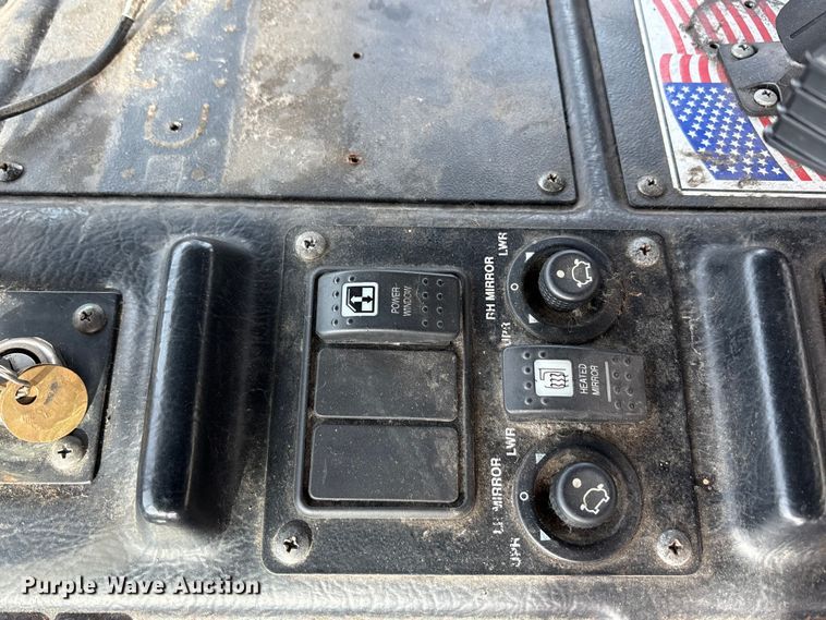 image for item EU0156 2013 Autocar ACX Xpeditor refuse truck