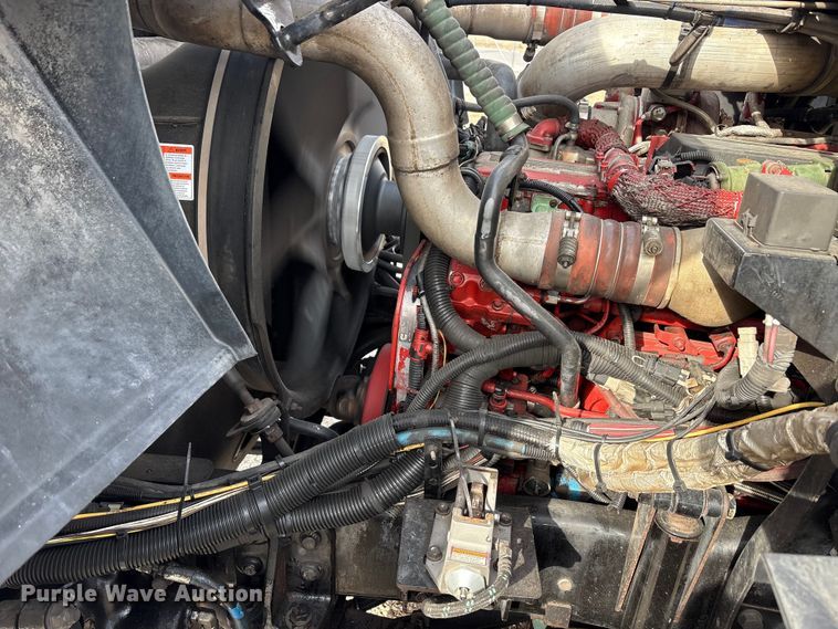 image for item EU0156 2013 Autocar ACX Xpeditor refuse truck