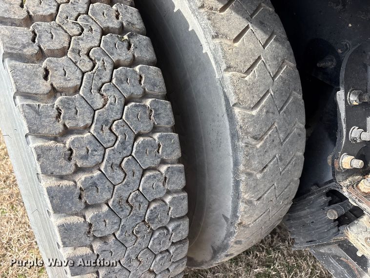 image for item EU0156 2013 Autocar ACX Xpeditor refuse truck