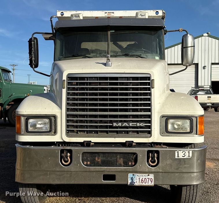 image for item EU5451 2013 Mack CHU613 dump truck