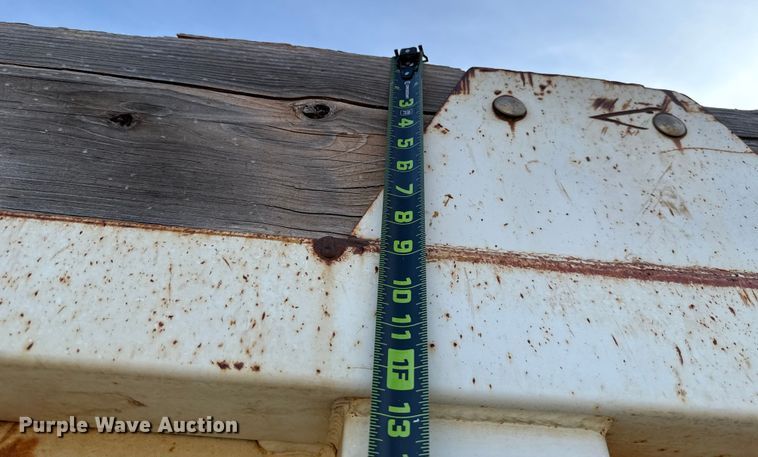 image for item EU5451 2013 Mack CHU613 dump truck