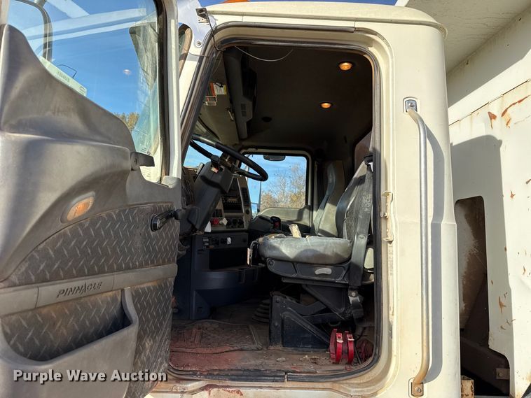 image for item EU5451 2013 Mack CHU613 dump truck