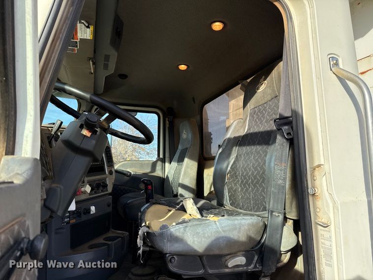 image for item EU5451 2013 Mack CHU613 dump truck