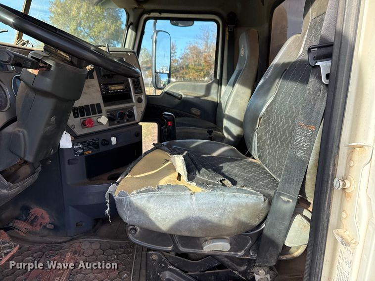 image for item EU5451 2013 Mack CHU613 dump truck