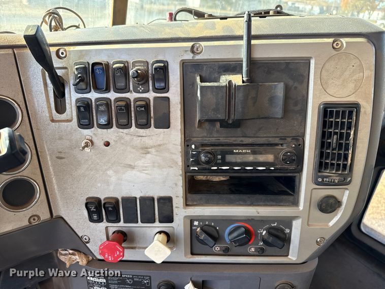 image for item EU5451 2013 Mack CHU613 dump truck