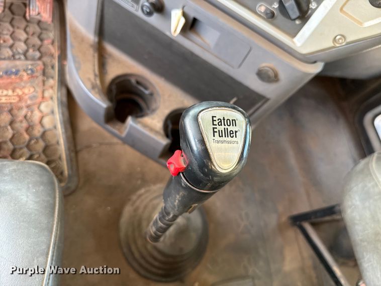 image for item EU5451 2013 Mack CHU613 dump truck