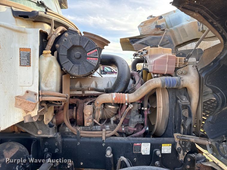 image for item EU5451 2013 Mack CHU613 dump truck