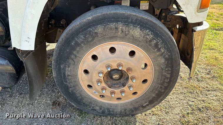 image for item EU5451 2013 Mack CHU613 dump truck